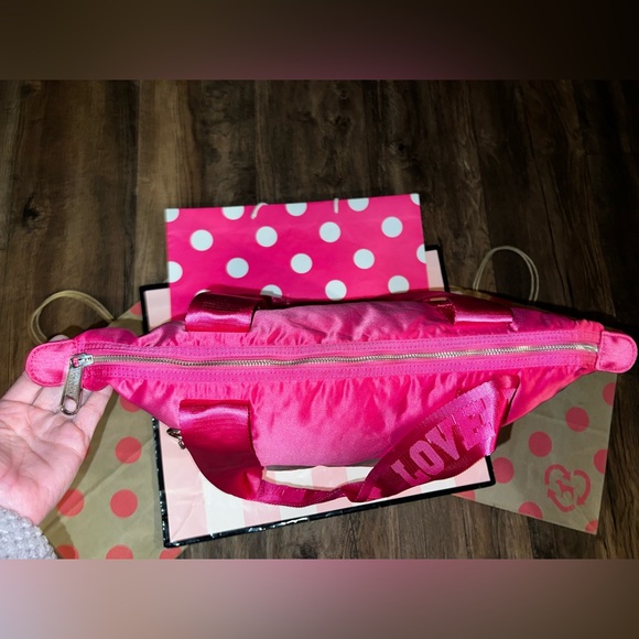 Vintage RARE HTF VS PINK Old School Large Tote Bag. - Picture 11 of 11